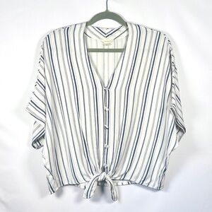 Sim & Sam Cropped Tie-Front Blouse